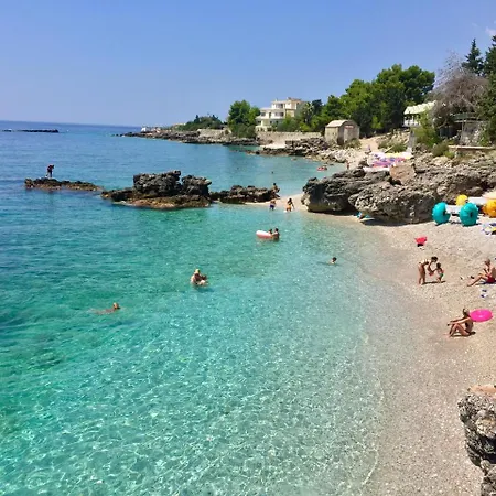 Beachfront Pensionat *